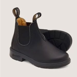Bluestone Chelsea Boots Kids Size 2